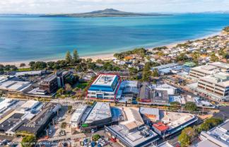 Entire Floor - Heart of Takapuna