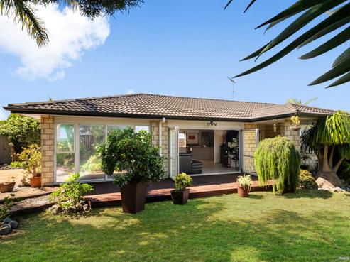 9 Thornlea Grove, Waiuku