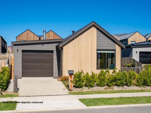 32 Cairnmuir Street, Wanaka