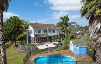 112 Valley Road, Pukekohe