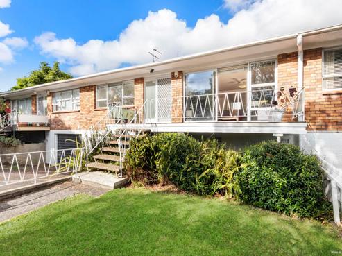 2/24 Walford Road, Point Chevalier