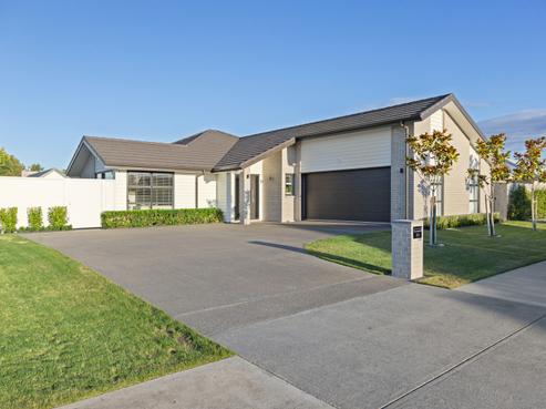 24 Rose Manor Drive, Springlands