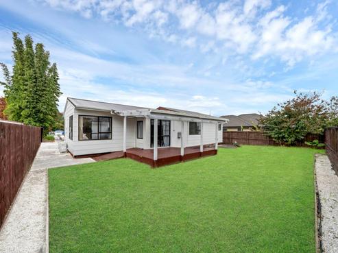 2/21 George Street, Papakura