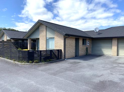 17A Queen Street, Westport