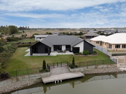 13 Trent Place, Huntingdon/Lake Hood