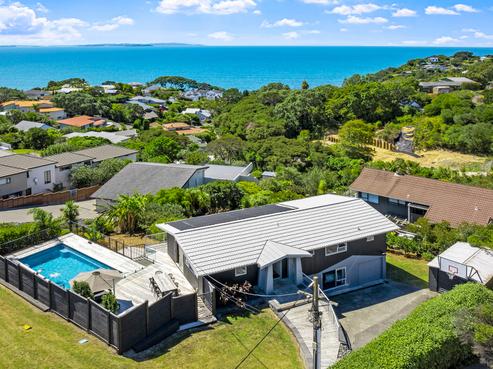 300 Whangaparaoa Road, Stanmore Bay