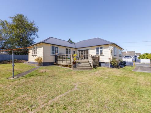 12 Freyberg Terrace, Waipukurau and Surrounds