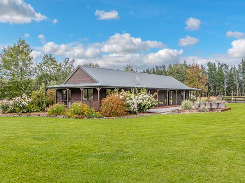 351 Loburn Terrace Road, Loburn