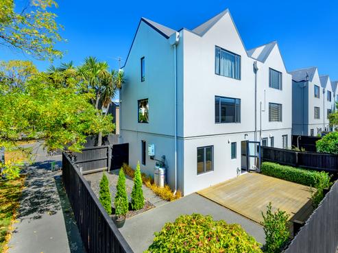 1/49 Bishop Street, Saint Albans