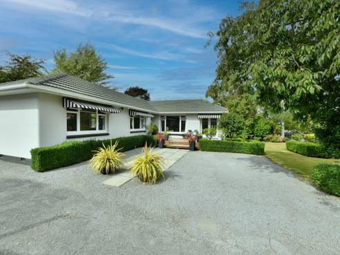 19 Middlepark Road, Sockburn
