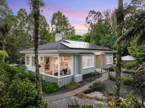 319 Huia Road, Titirangi