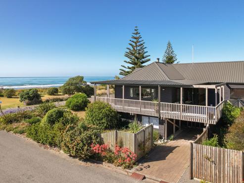 1 Buxton Place, Gore Bay