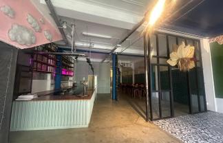 Retail/Hospitality in Prime Location