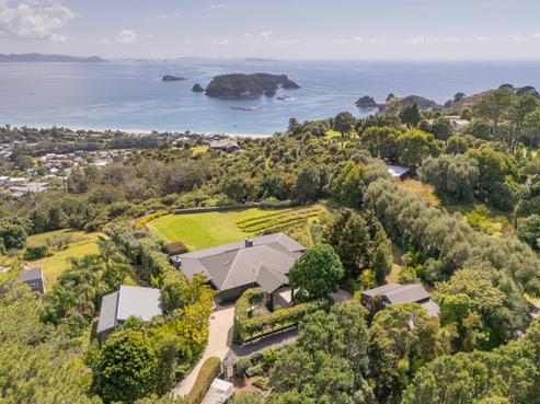 49 Sarahs Hill, Hahei