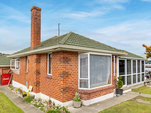 6 Glen Street, Marchwiel