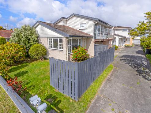 1/11 Division Street, Riccarton