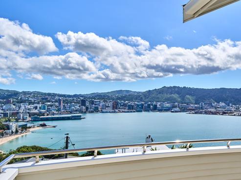 43 The Crescent, Roseneath