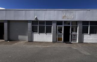 Tidy unit self contained ground floor unit