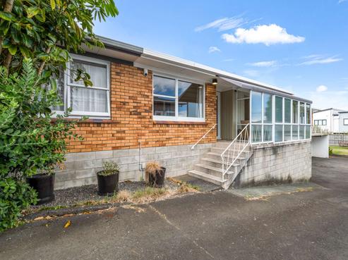 2/53 Trafalgar Street, Onehunga
