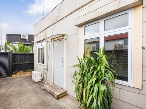 9 Domain Street, Palmerston North Central