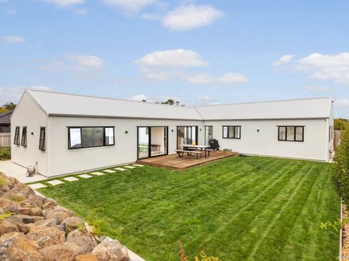 6 Allans Way, Waiuku