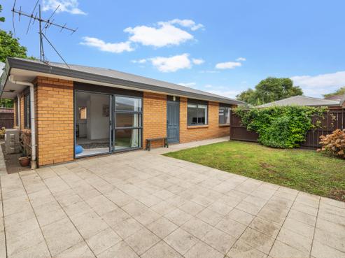 2/7 Mona Avenue, Mangere Bridge