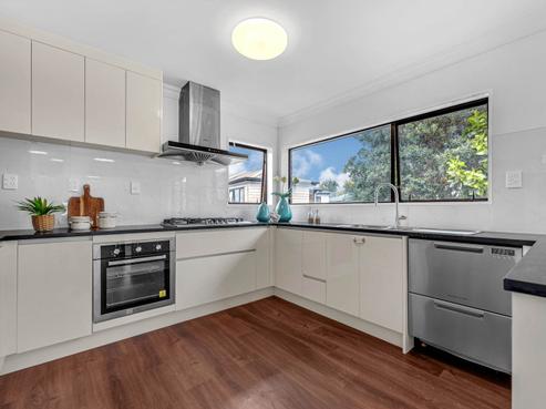 1/16 Parramatta Place, Botany Downs