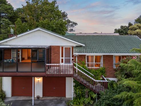 32 Triangle Road, Massey