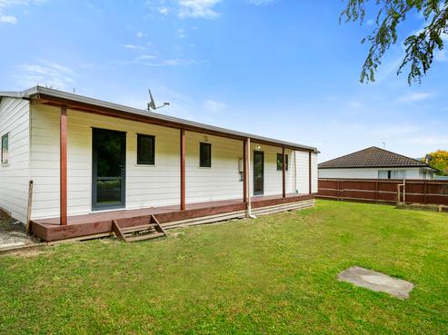 21A Wilkie Crescent, Naenae