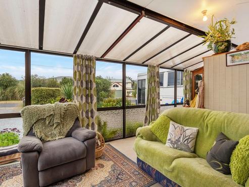 18 Stewart Street, Waikouaiti