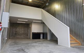 Unit with mezzanine floor ready to go!