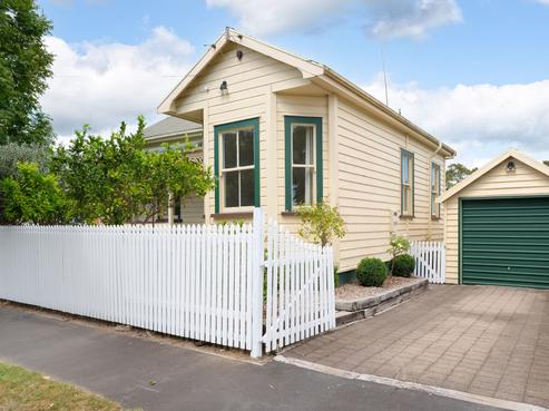 10 Claude Street, Fairfield