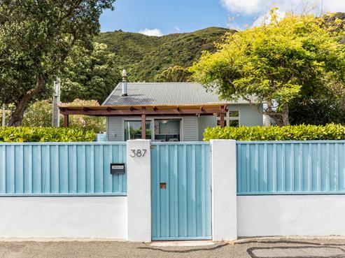 387 Muritai Road, Eastbourne