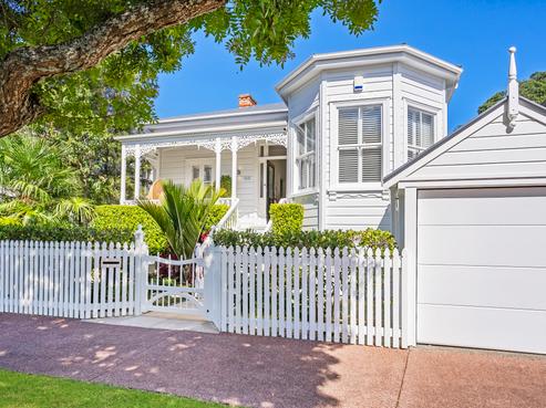 102 Crummer Road, Grey Lynn
