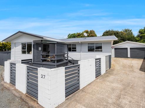 27 Paramount Parade, Tikipunga