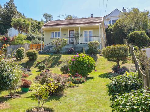 53 Totara Street, Ravensbourne
