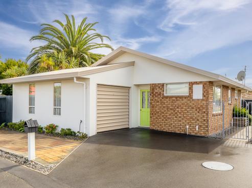 1 Charlotte Lane, Woolston
