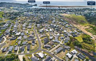 17 Northcoast Place, Mangawhai Heads