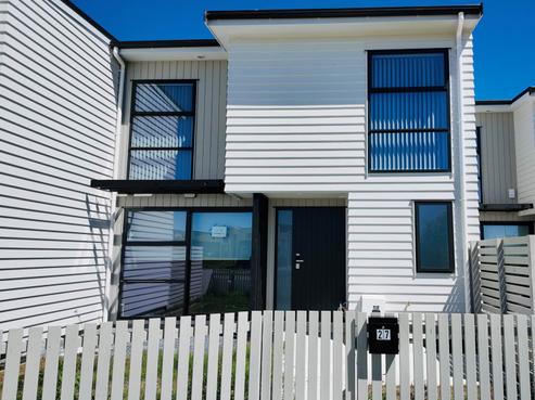 27 Karikari Crescent, Takanini