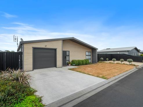 32 Tuatahi Avenue, Solway