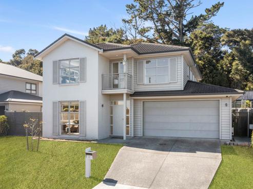 41 Mackay Drive, Greenhithe