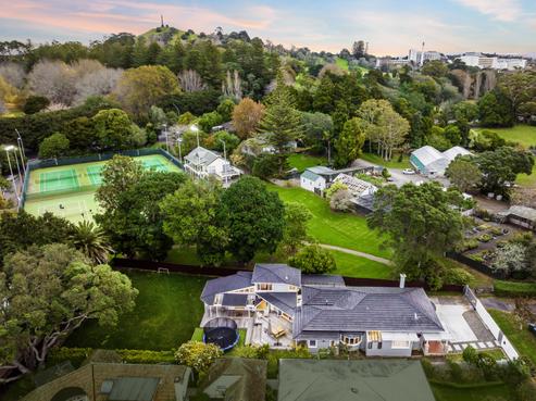 8 Renown Avenue, Greenlane