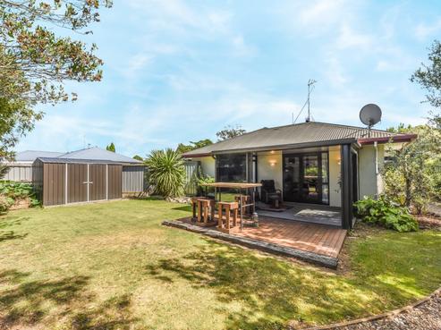 36 Lord Auckland Road, Wakefield