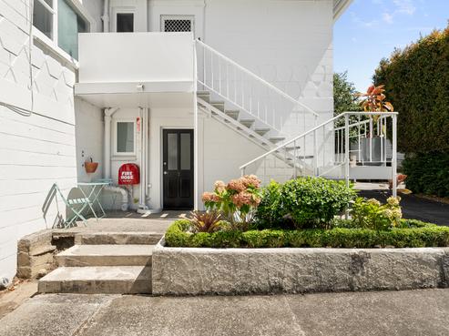2/18 Hackett Street, Saint Marys Bay