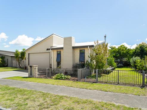4 Captain Wood Avenue, Whitianga