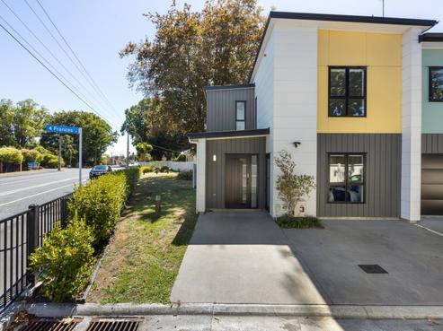 1/2 Joshua Lane, Hamilton East