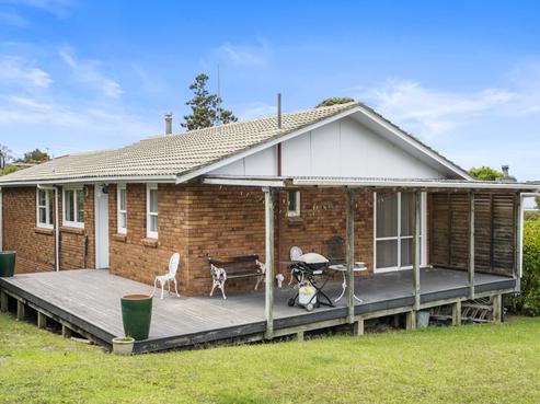 77 La Rosa Street, Green Bay