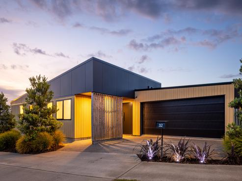 32 Huntaway Close, Stoke