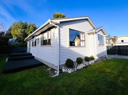 33 Domett Street, Westport