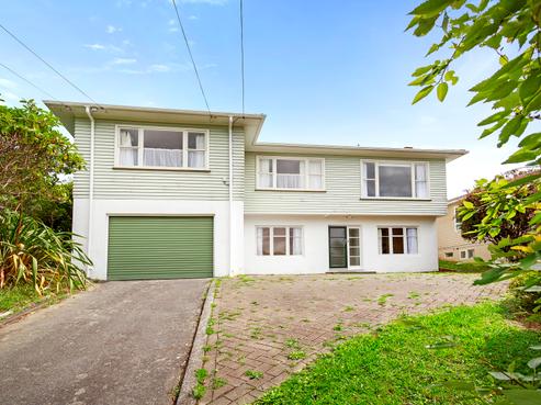 17 Lane Crescent, Tawa